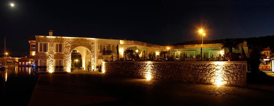 Cesme Marina Konukevi Kültér fotó